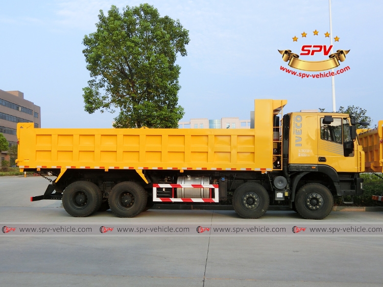 Dump Truck IVECO - RS